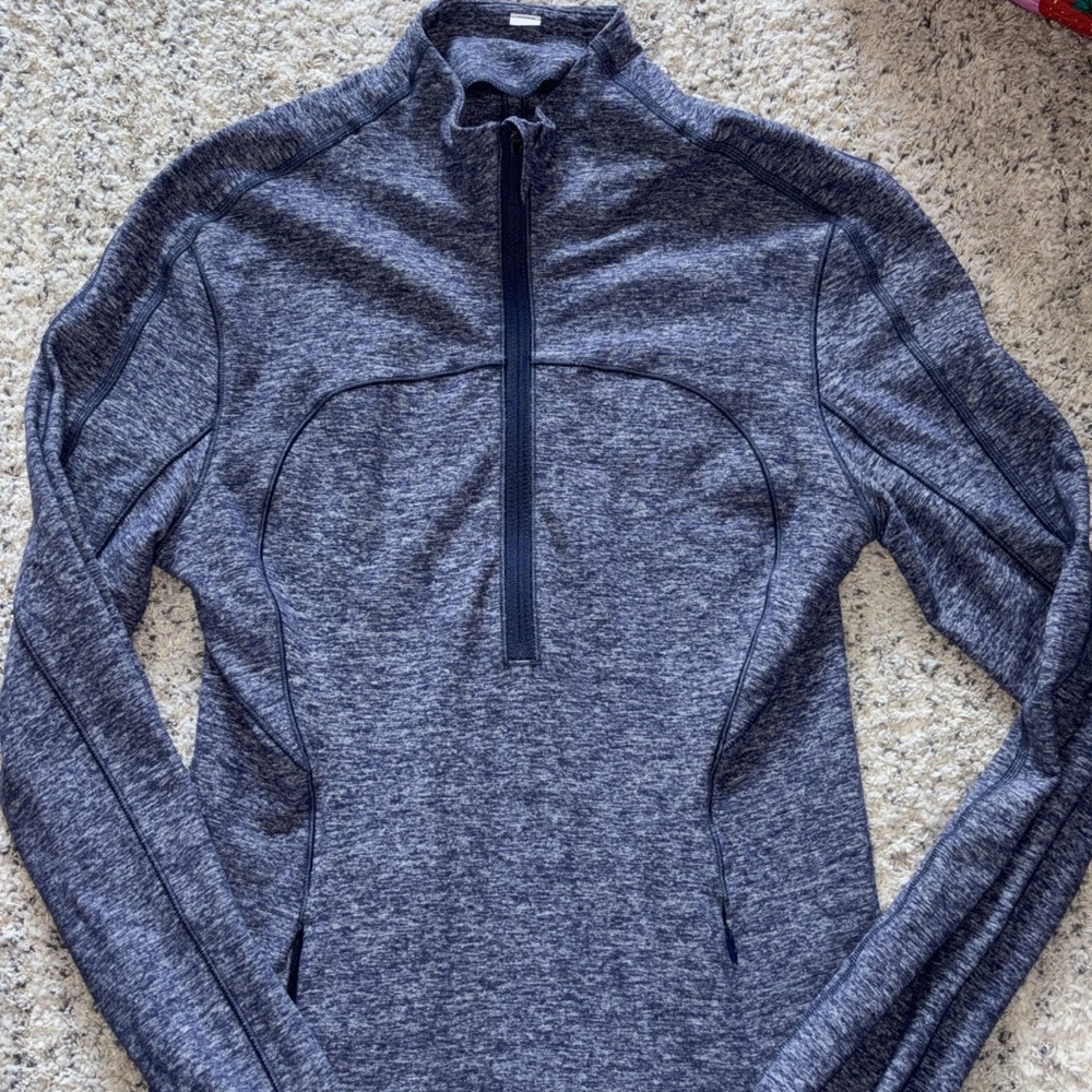 Lululemon half zip blue color size 6
